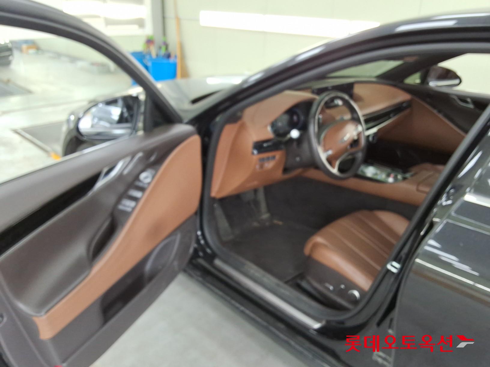 2022 - genesis g80