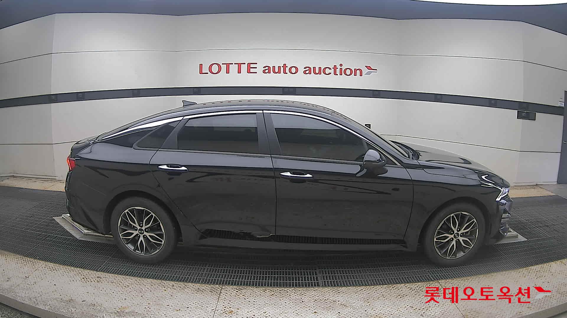 2021 - kia k5