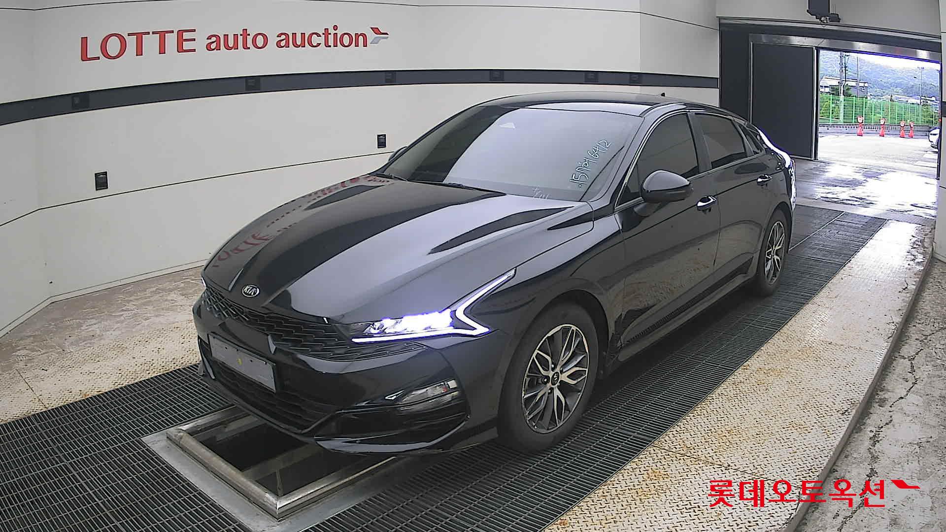2021 - kia k5