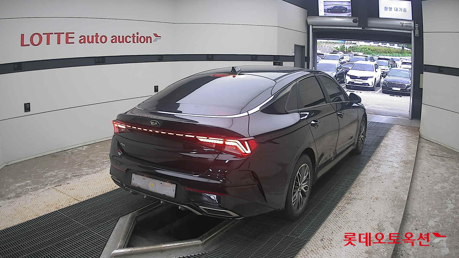 2021 - kia k5