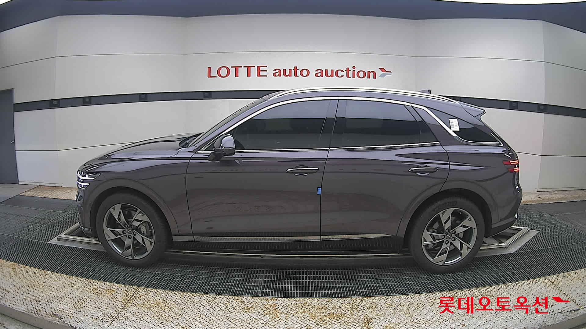 2022 - genesis gv70
