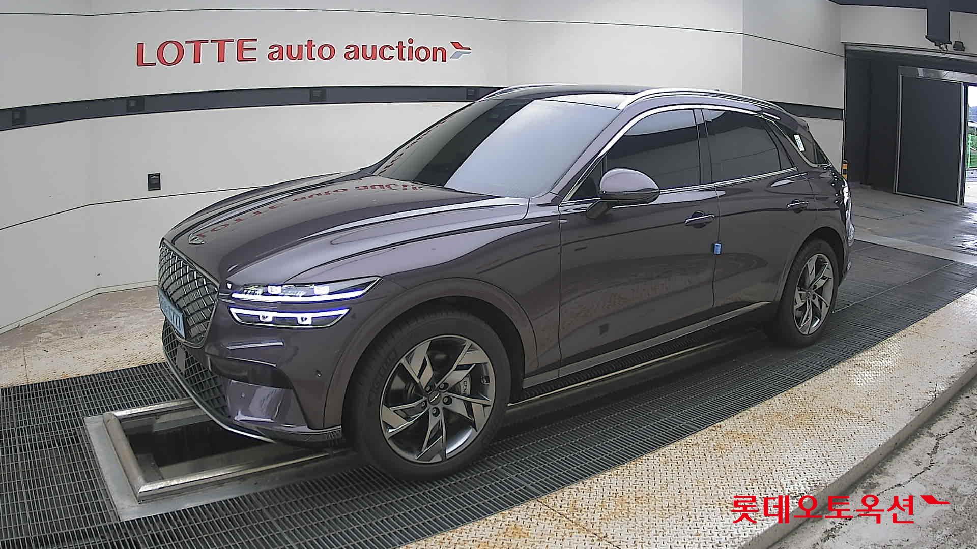 2022 - genesis gv70