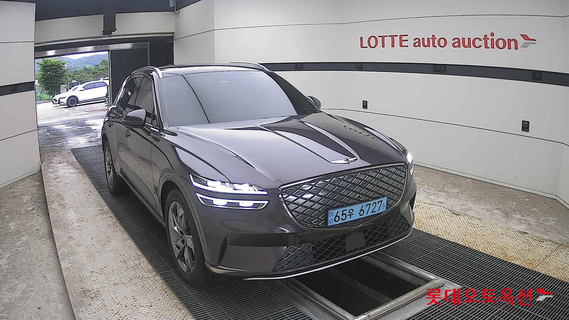 2022 - genesis gv70