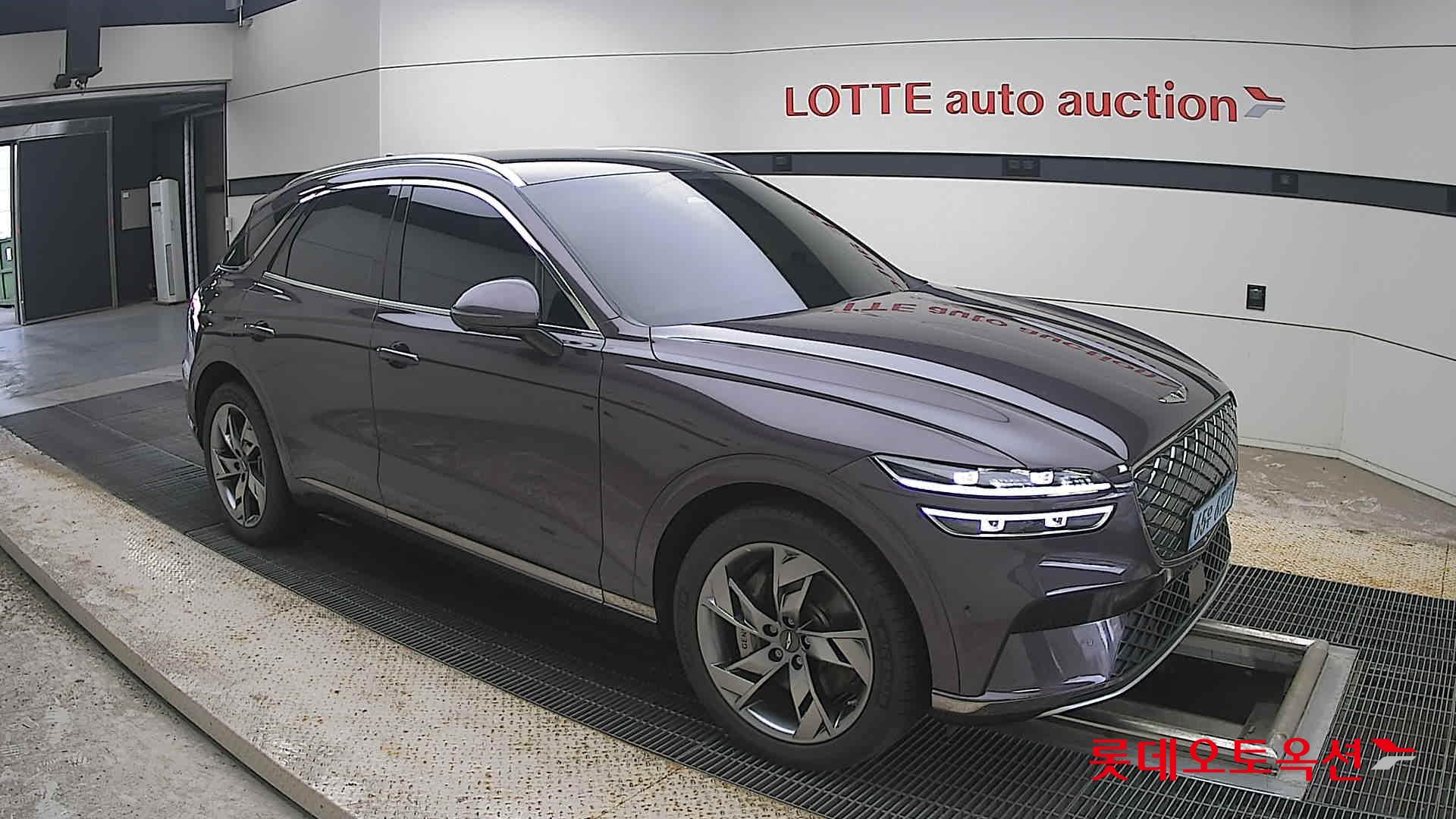 2022 - genesis gv70