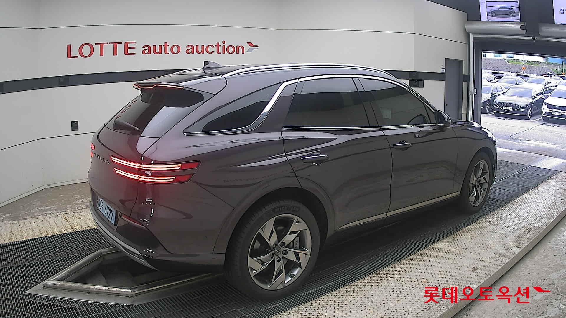 2022 - genesis gv70