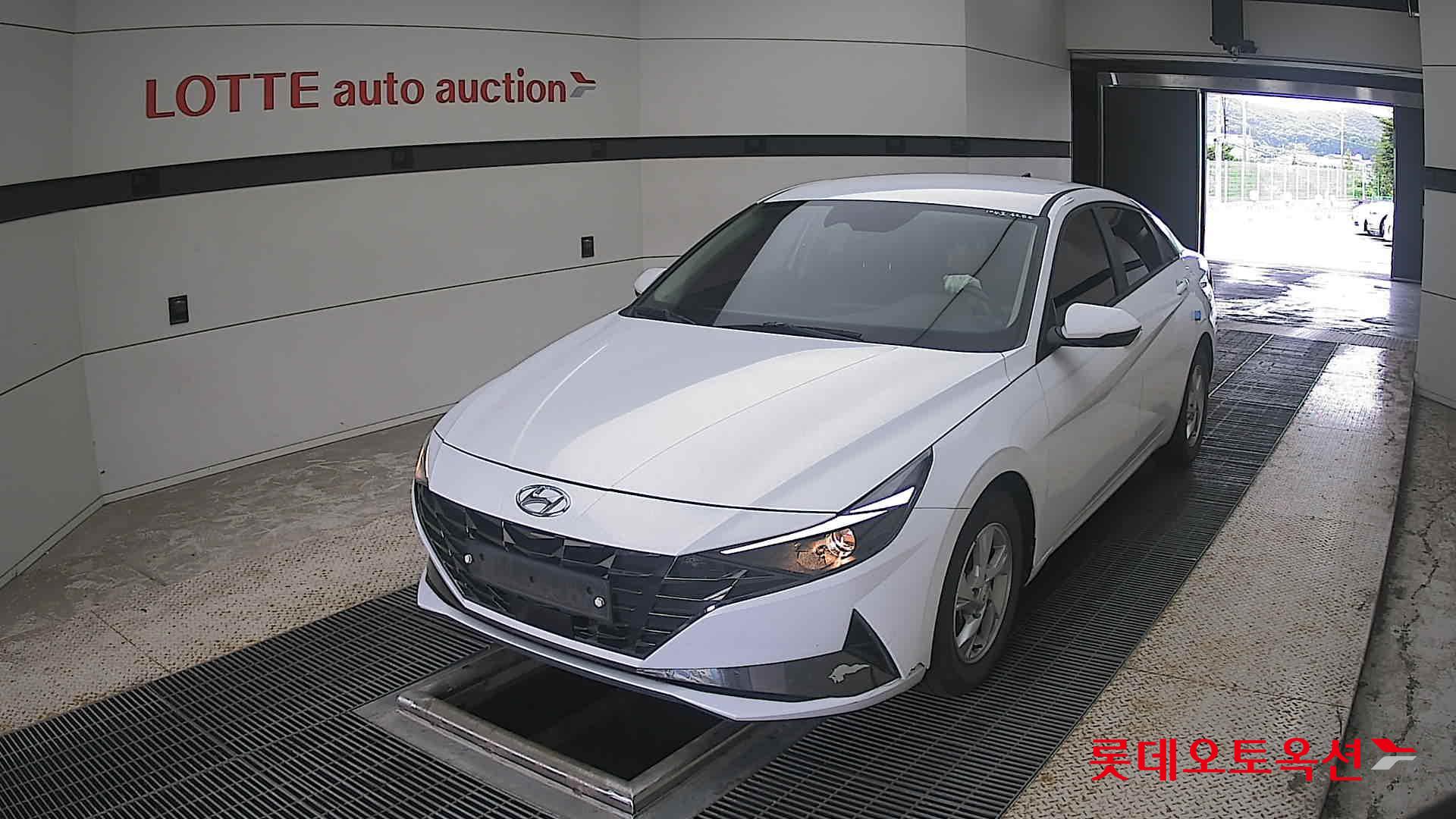 2021 - hyundai avante