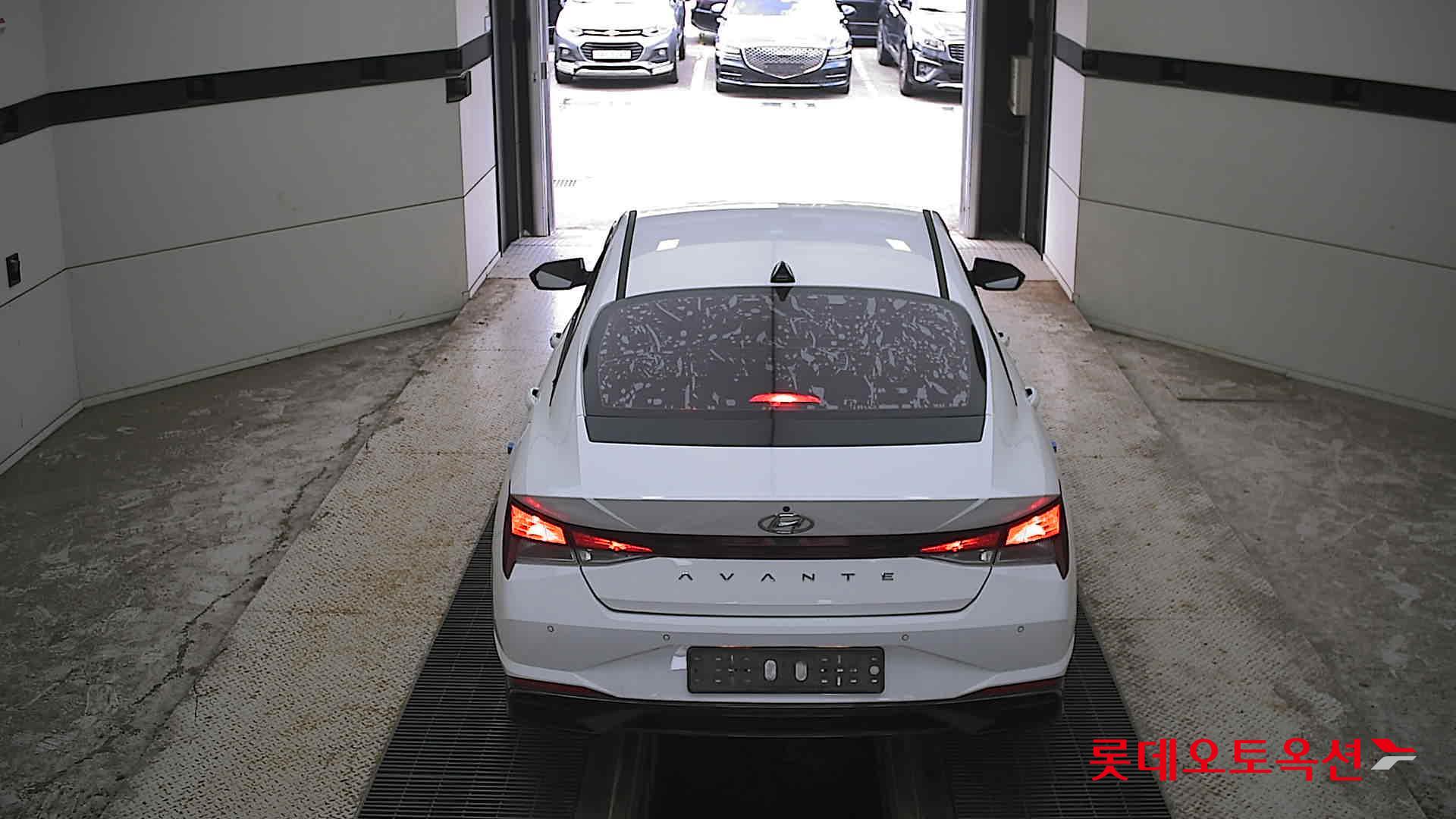 2021 - hyundai avante