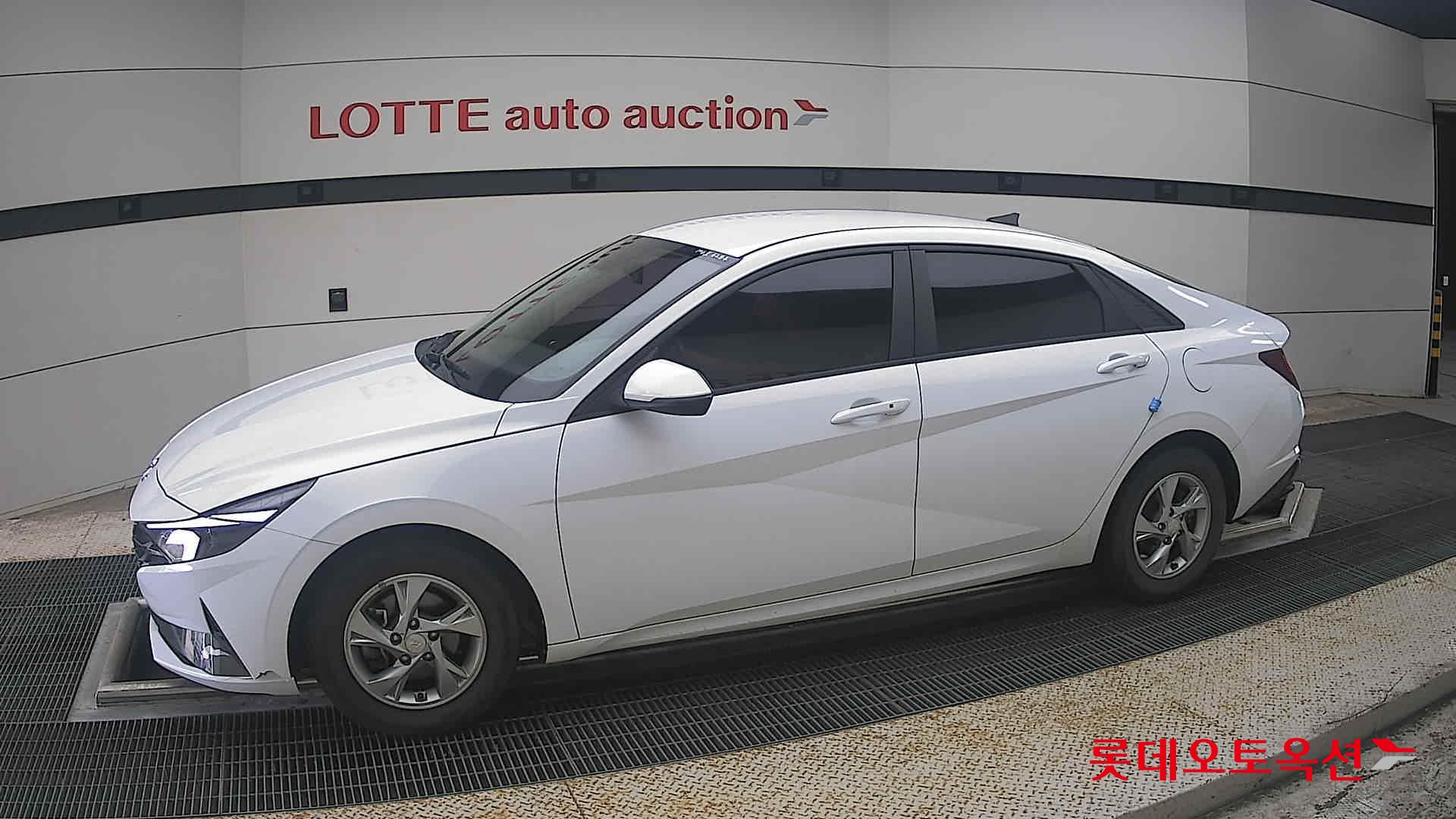 2021 - hyundai avante