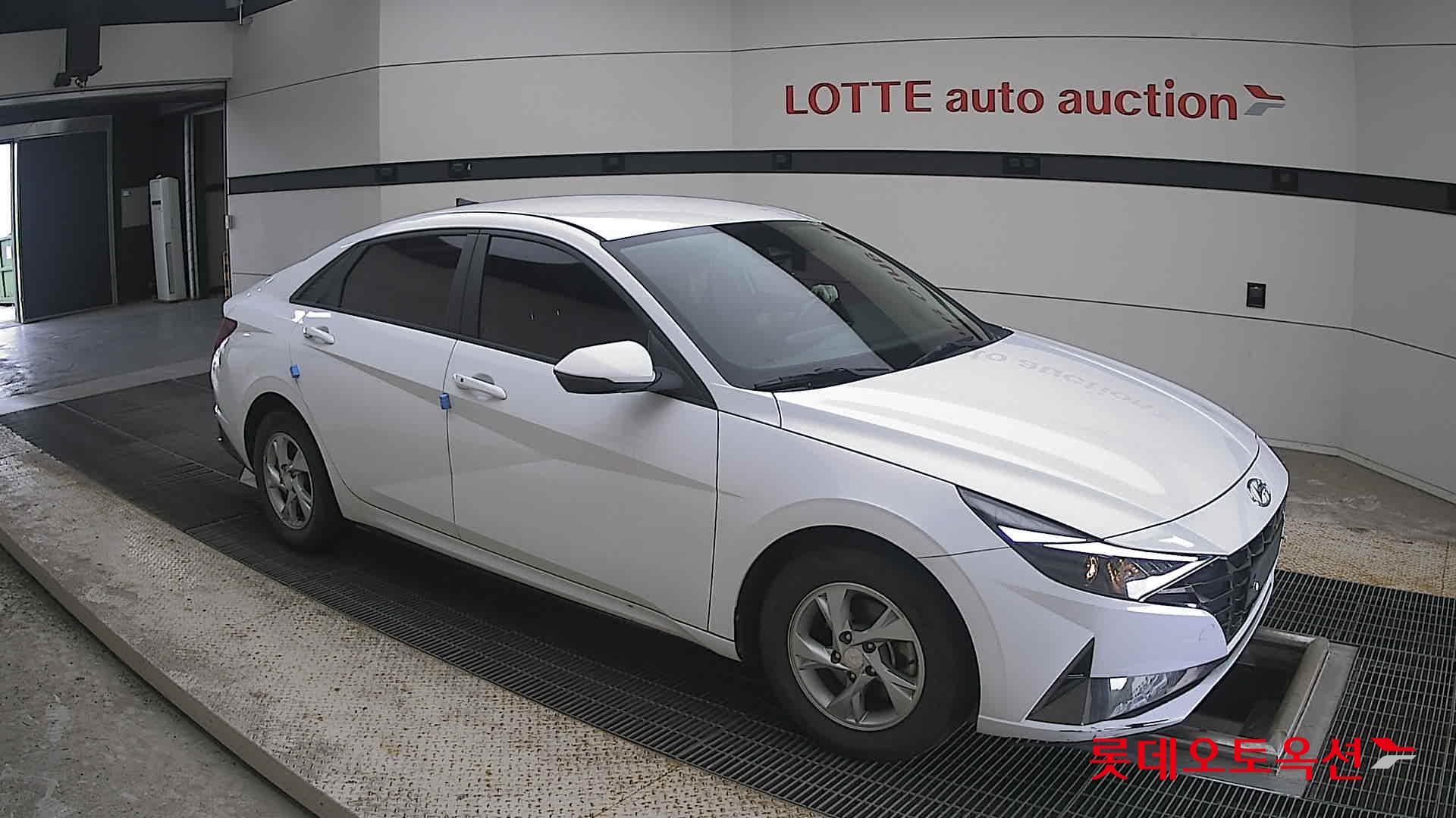 2021 - hyundai avante