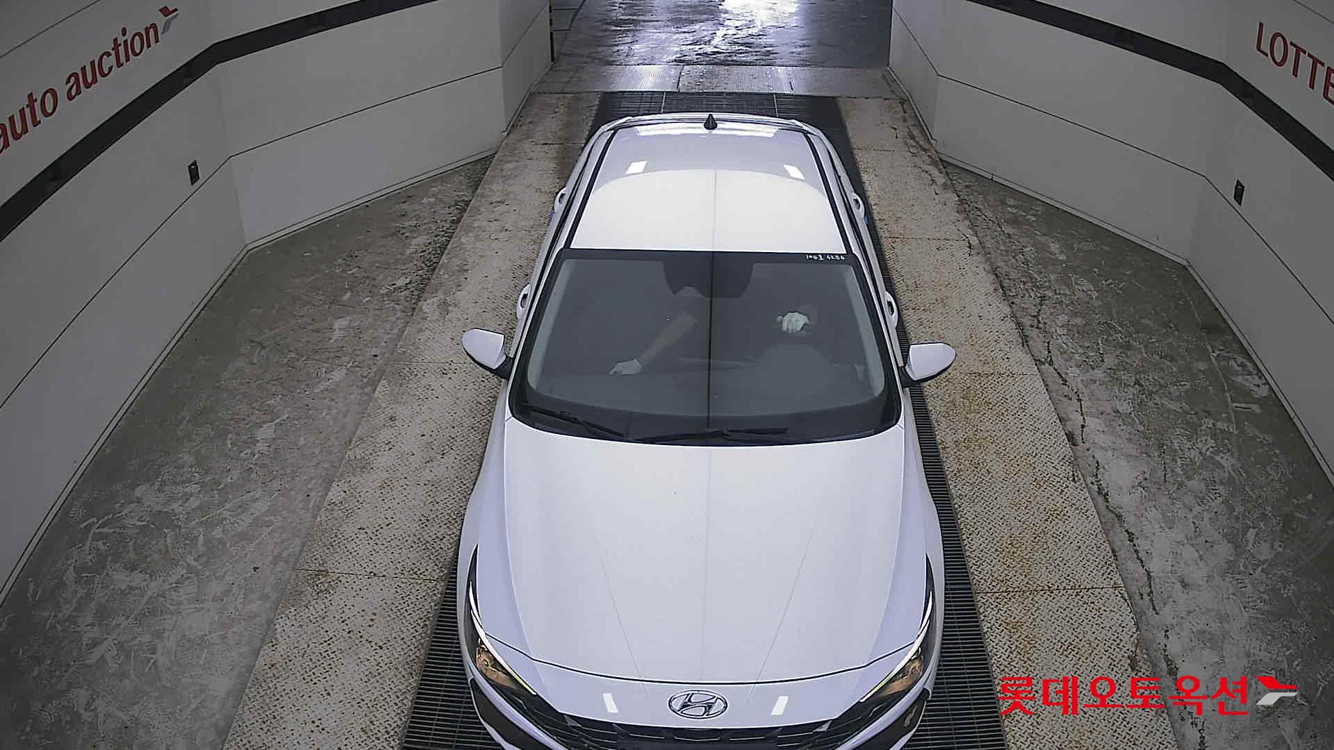 2021 - hyundai avante