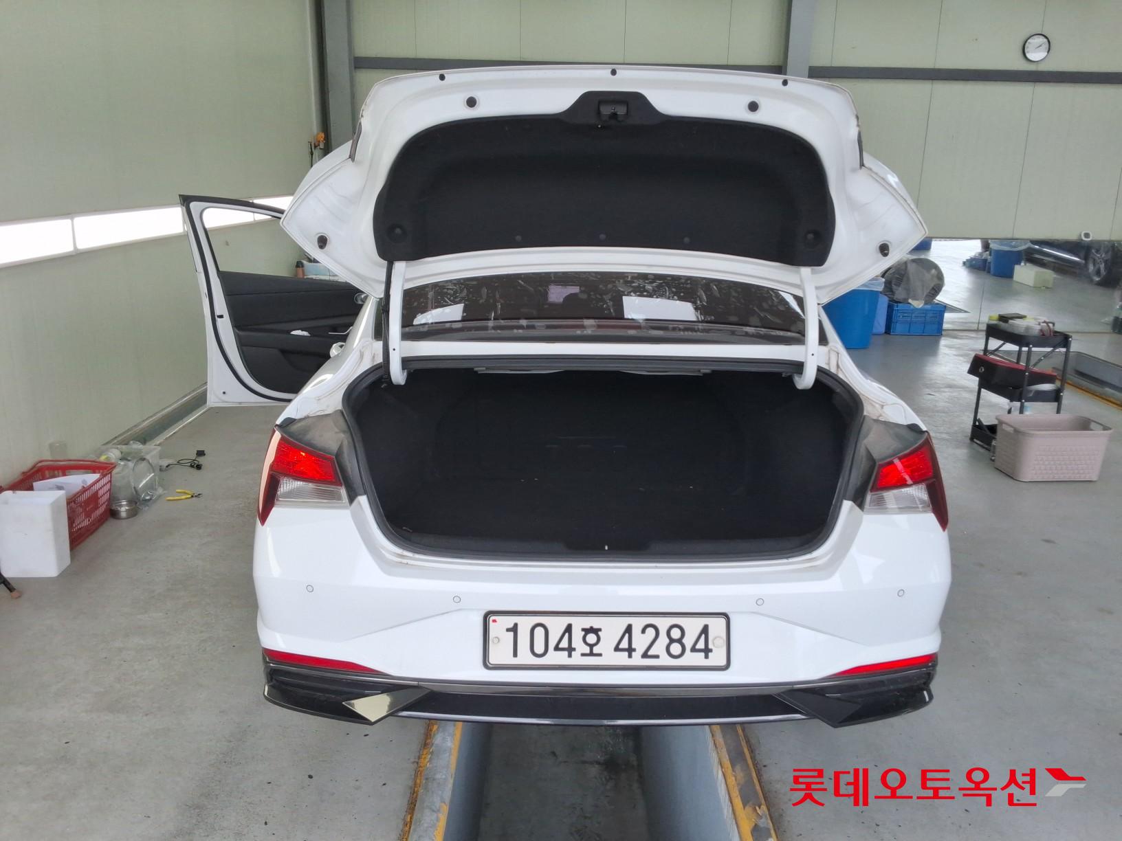 2021 - hyundai avante