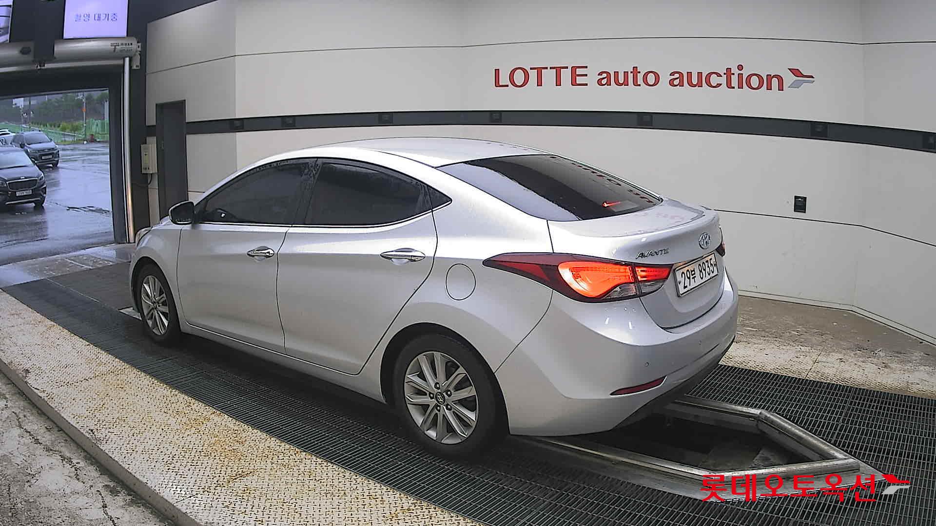 2015 - hyundai avante