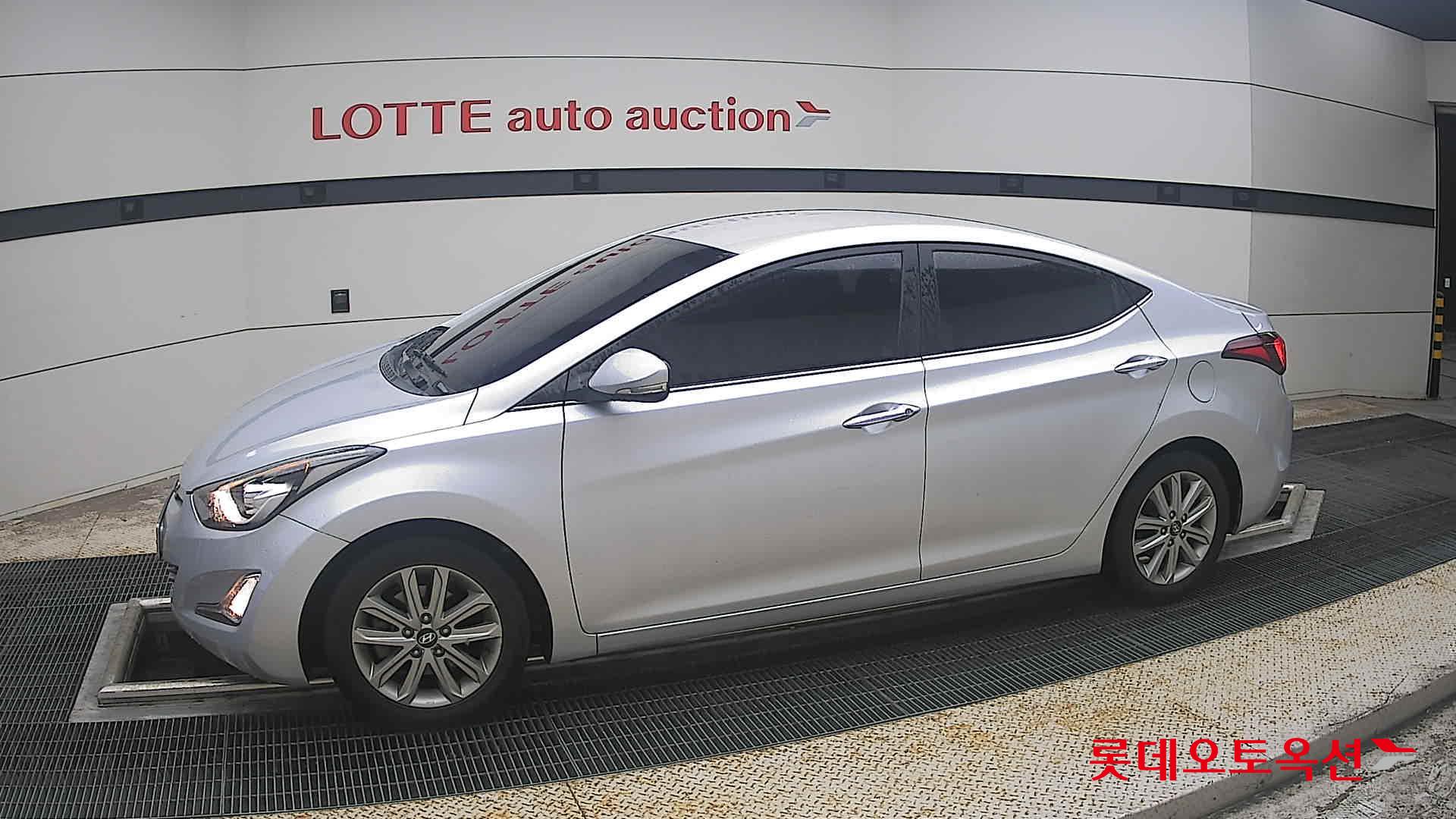 2015 - hyundai avante
