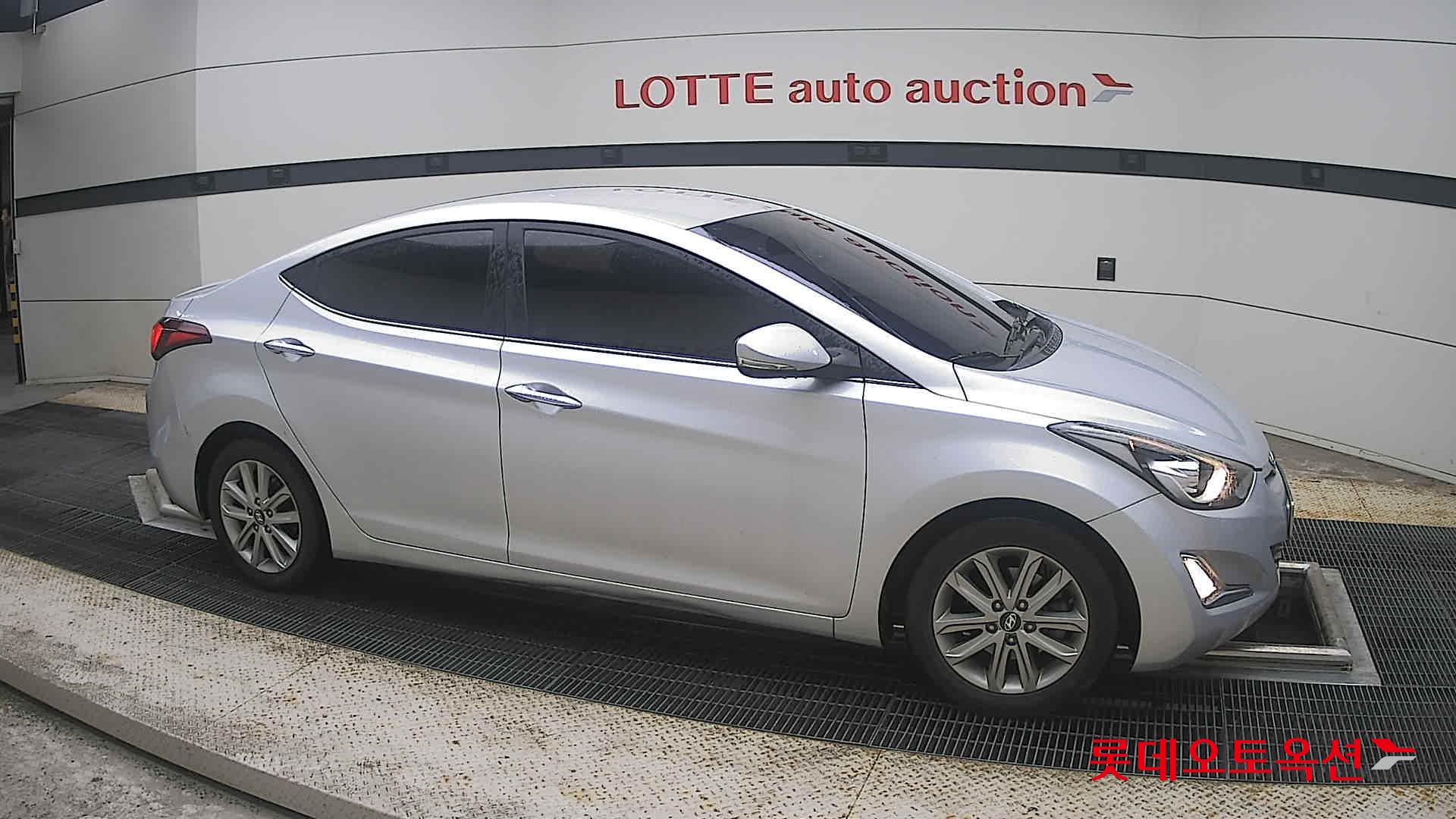 2015 - hyundai avante