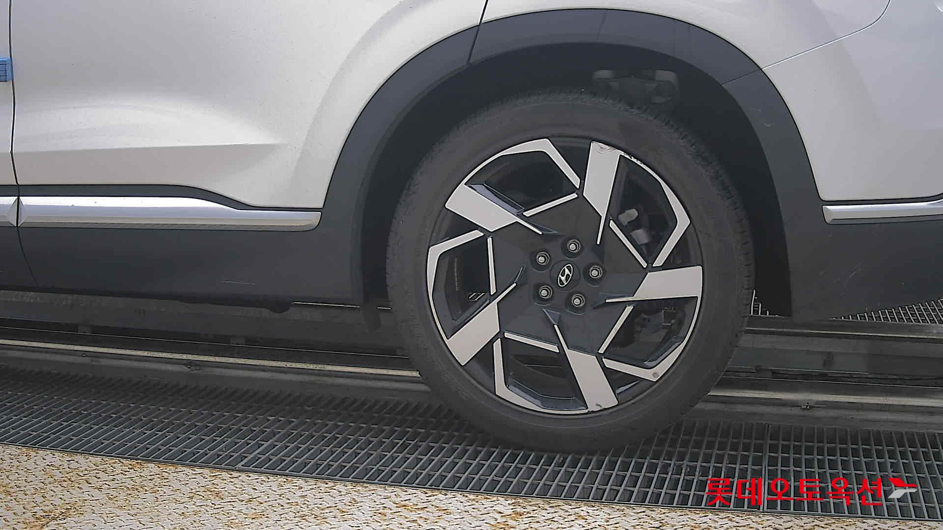 2021 - hyundai santafe