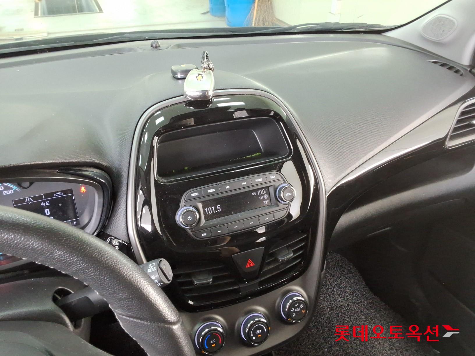 2022 - chevrolet spark