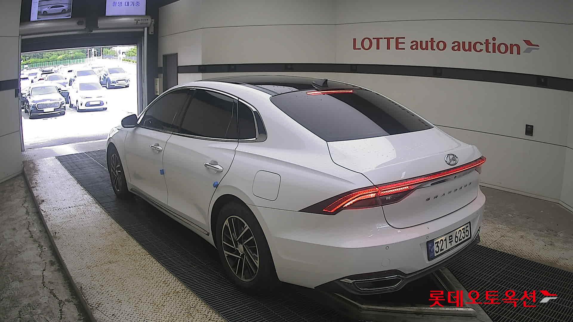 2021 - hyundai grandeur