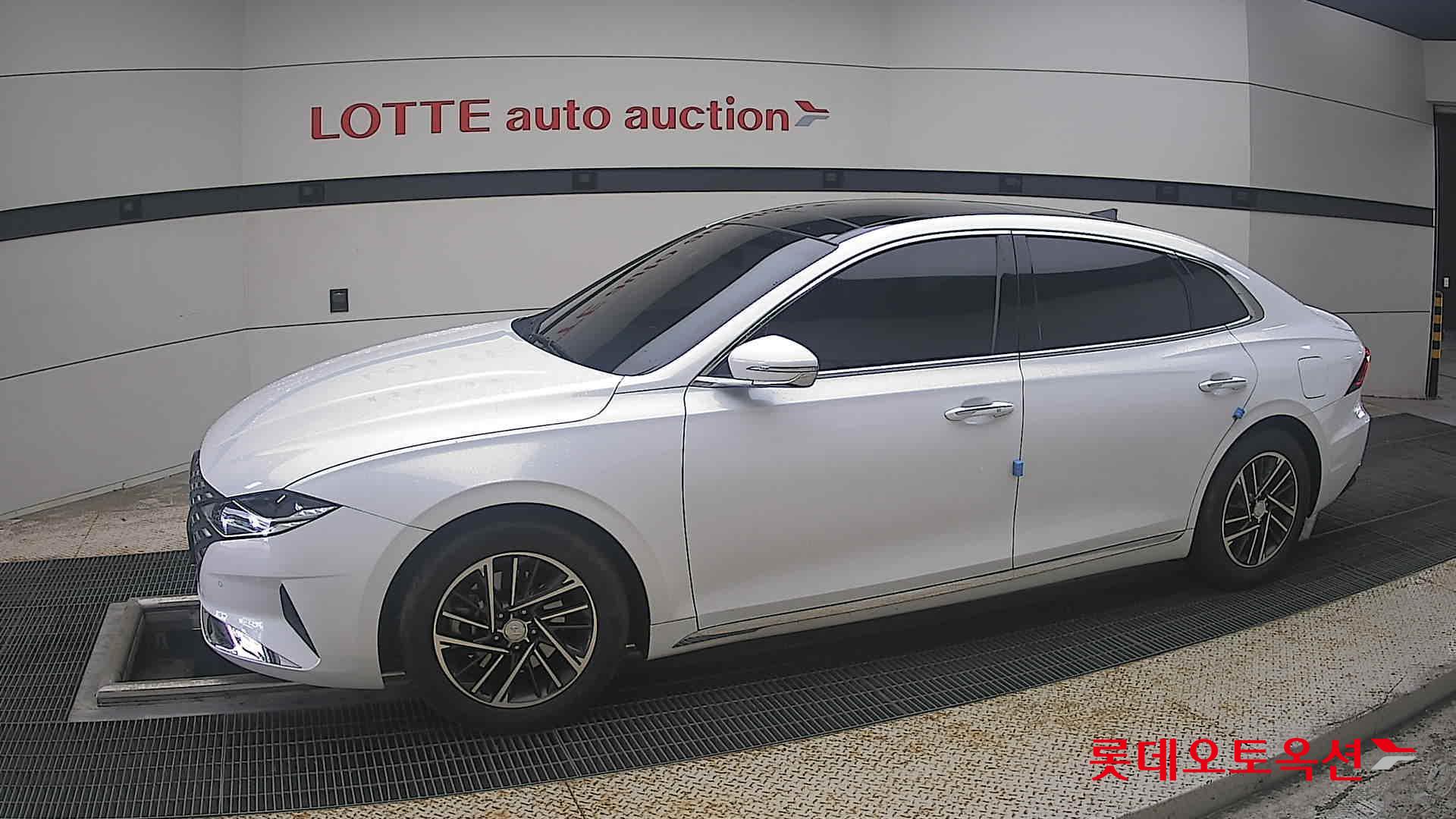2021 - hyundai grandeur