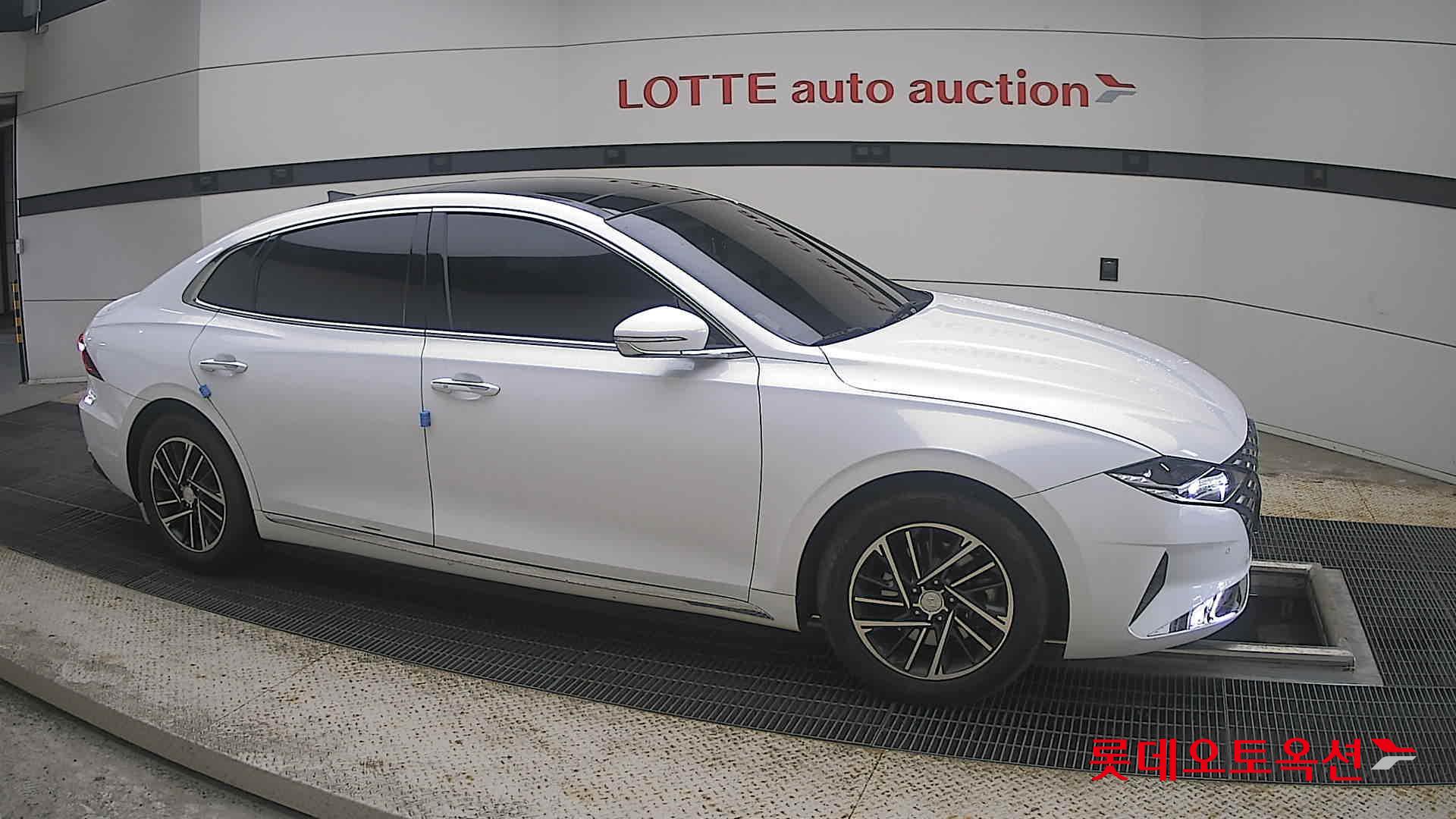 2021 - hyundai grandeur