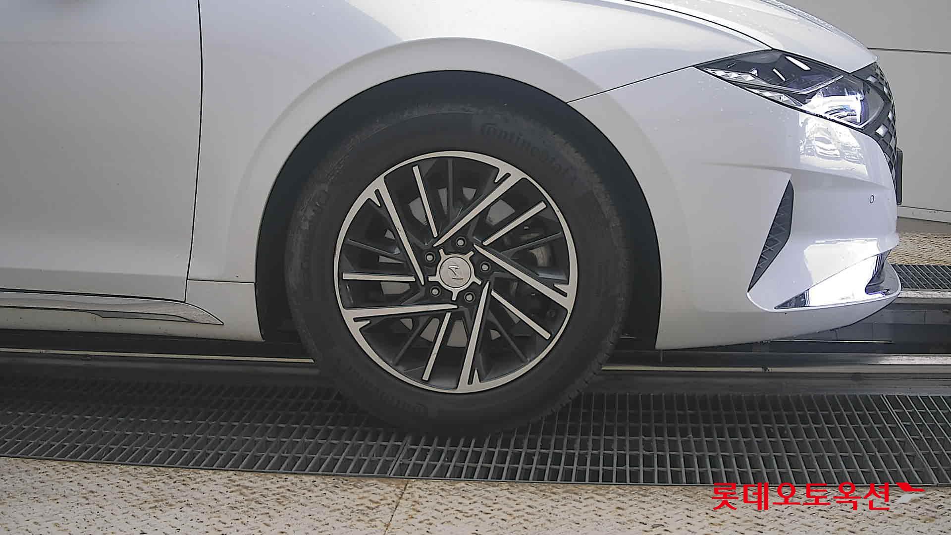 2021 - hyundai grandeur