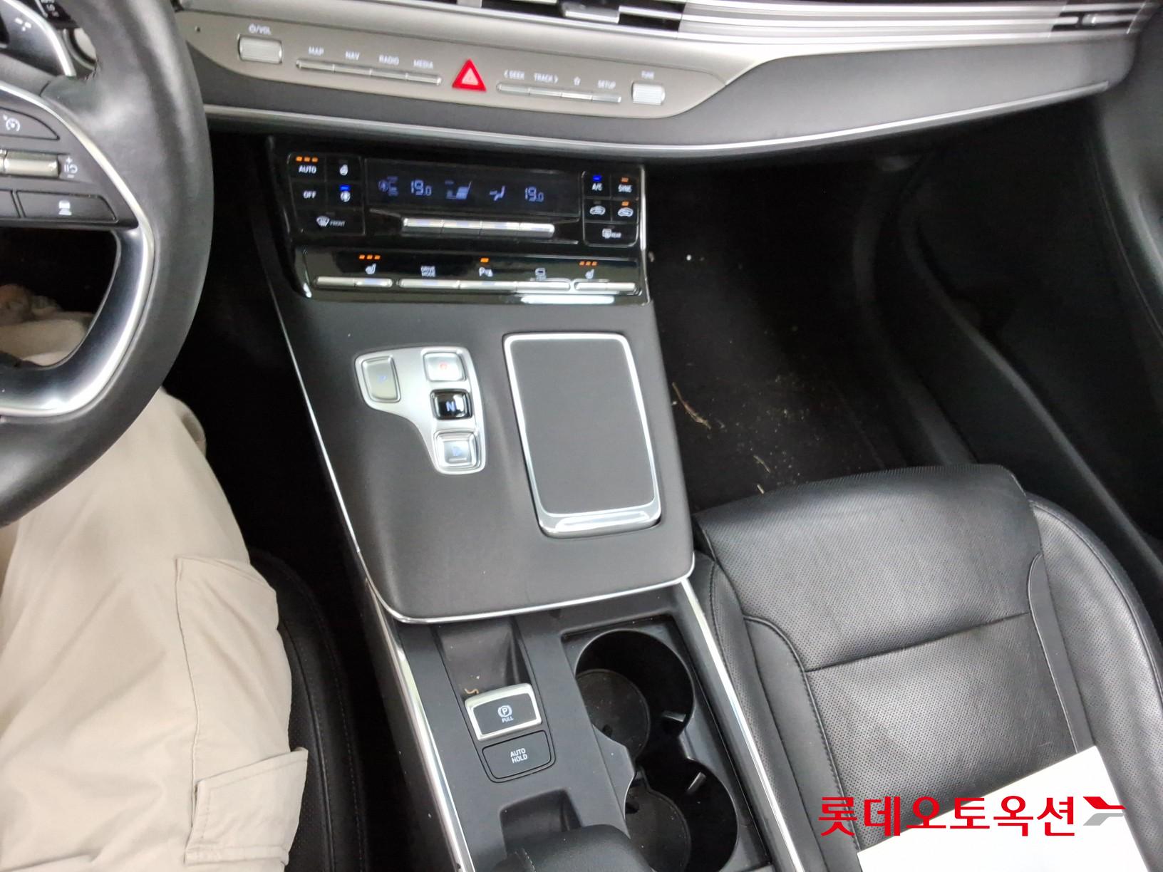 2021 - hyundai grandeur