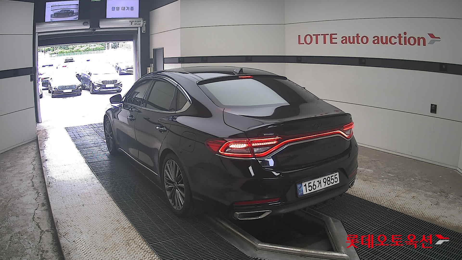 2018 - hyundai grandeur