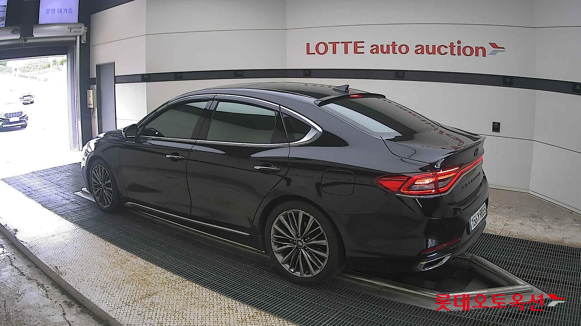 2018 - hyundai grandeur