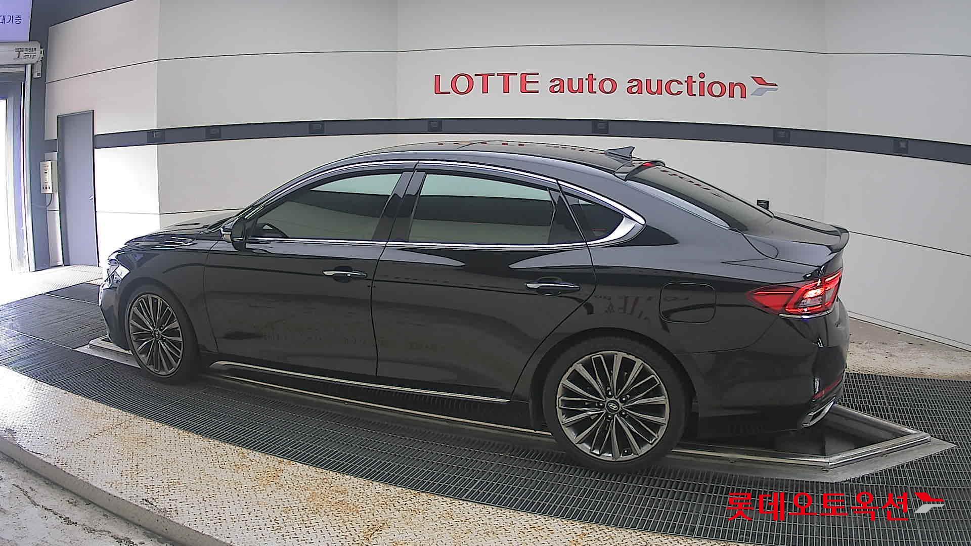 2018 - hyundai grandeur