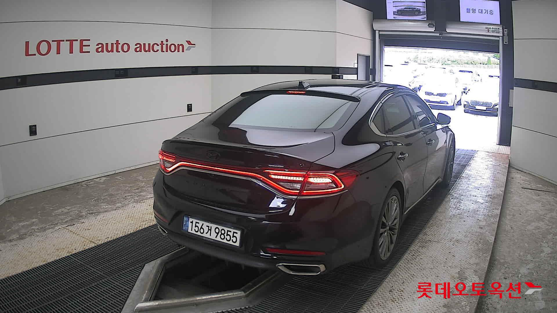 2018 - hyundai grandeur