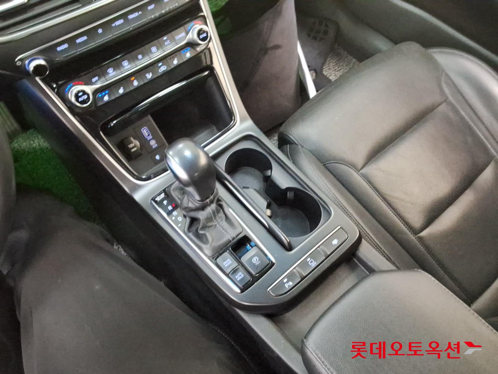 2018 - hyundai grandeur