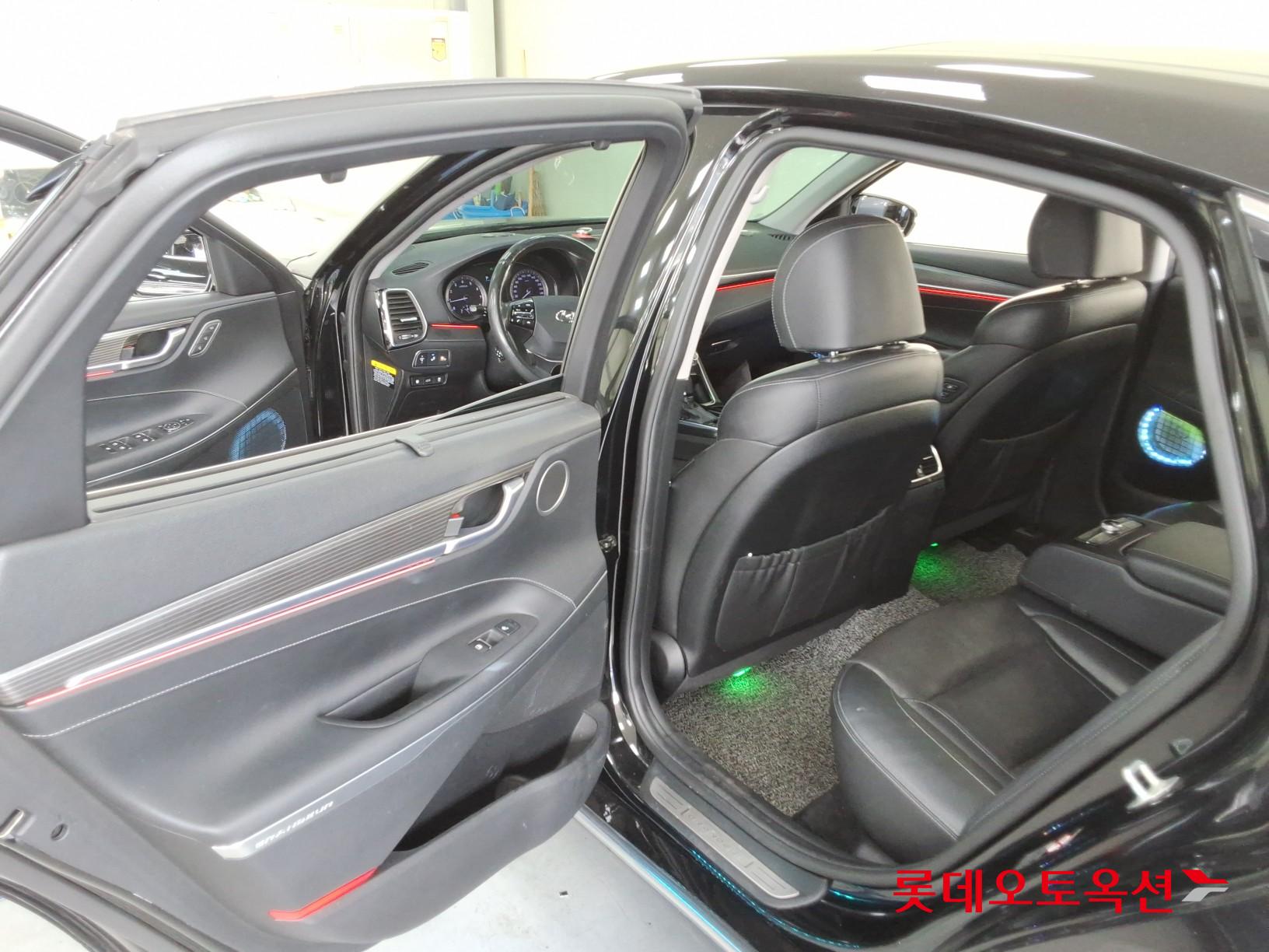 2018 - hyundai grandeur