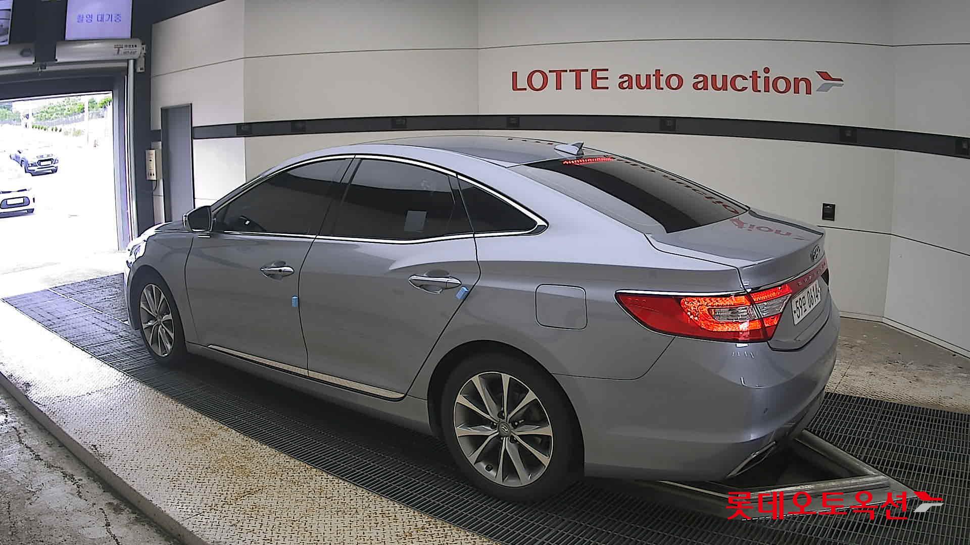 2017 - hyundai grandeur