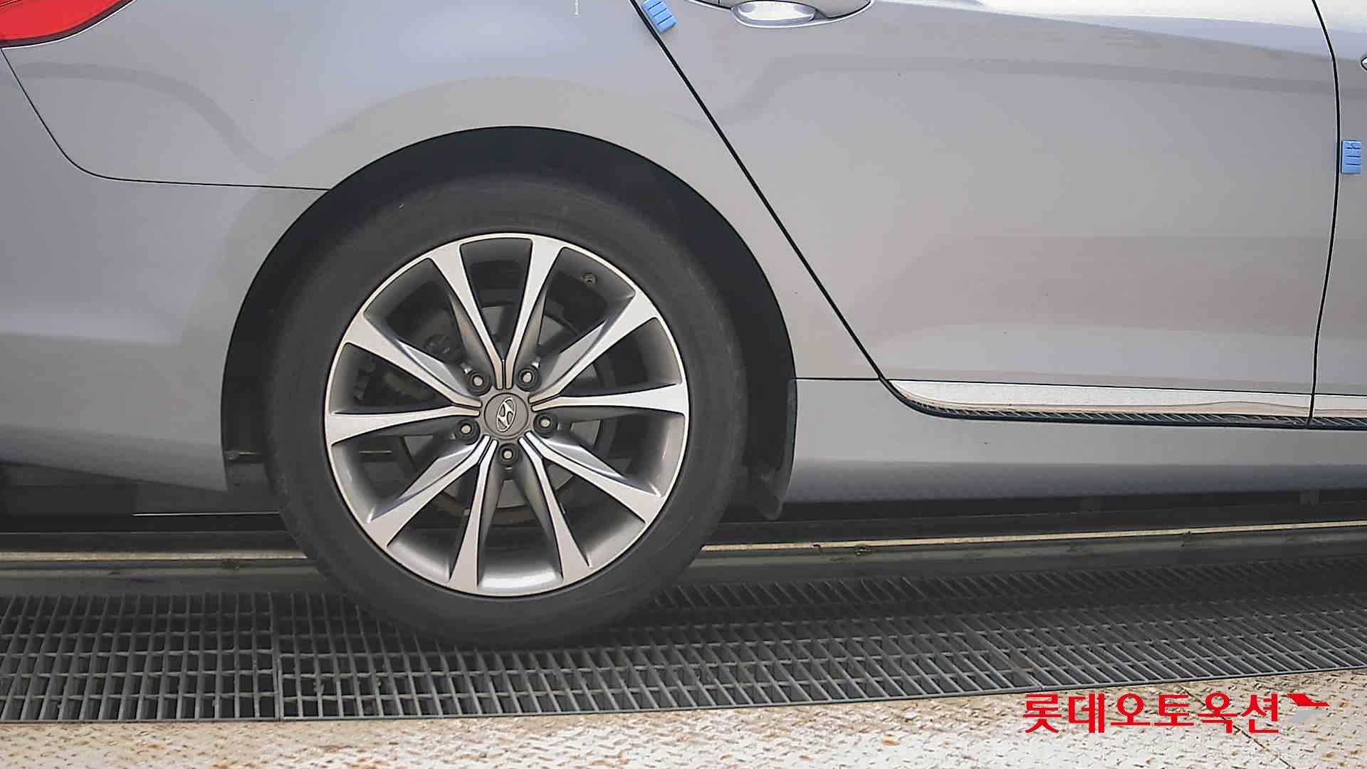 2017 - hyundai grandeur