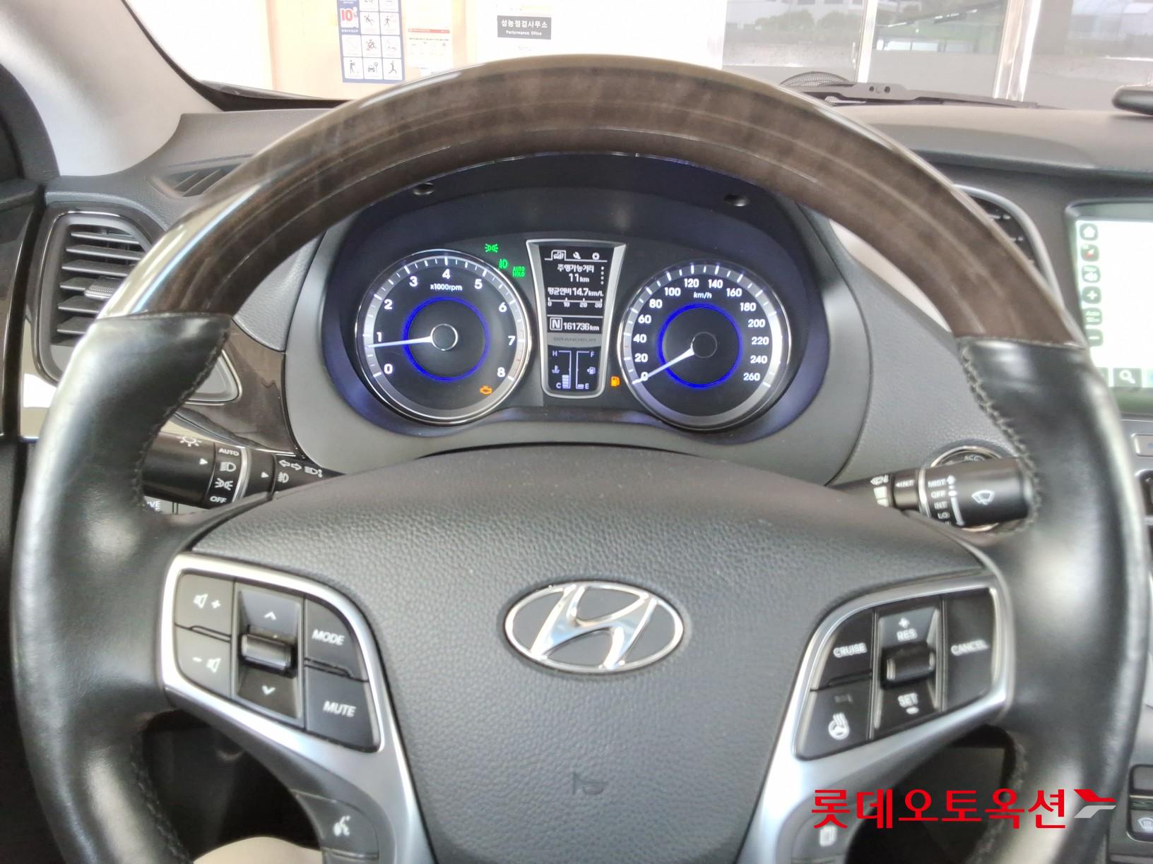 2017 - hyundai grandeur