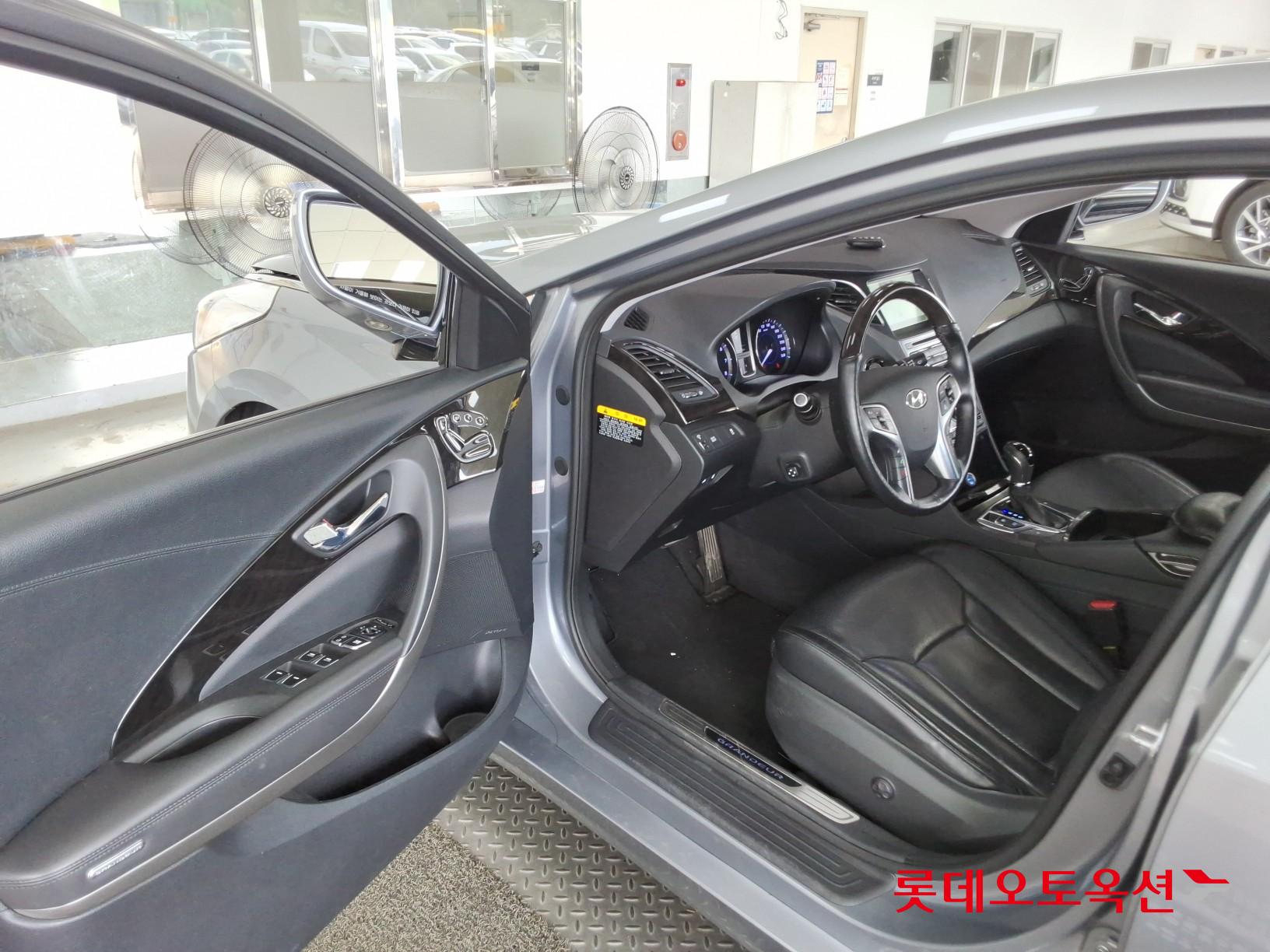 2017 - hyundai grandeur