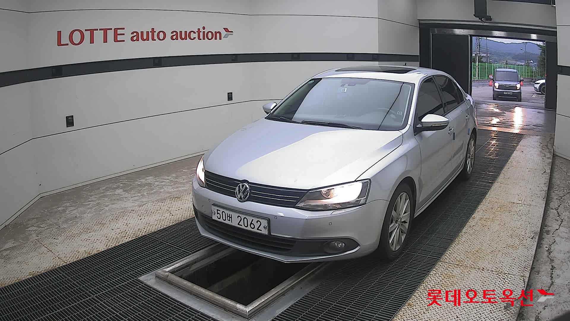 2013 - volkswagen jetta