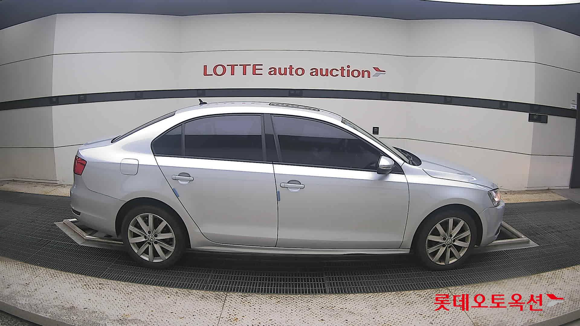 2013 - volkswagen jetta