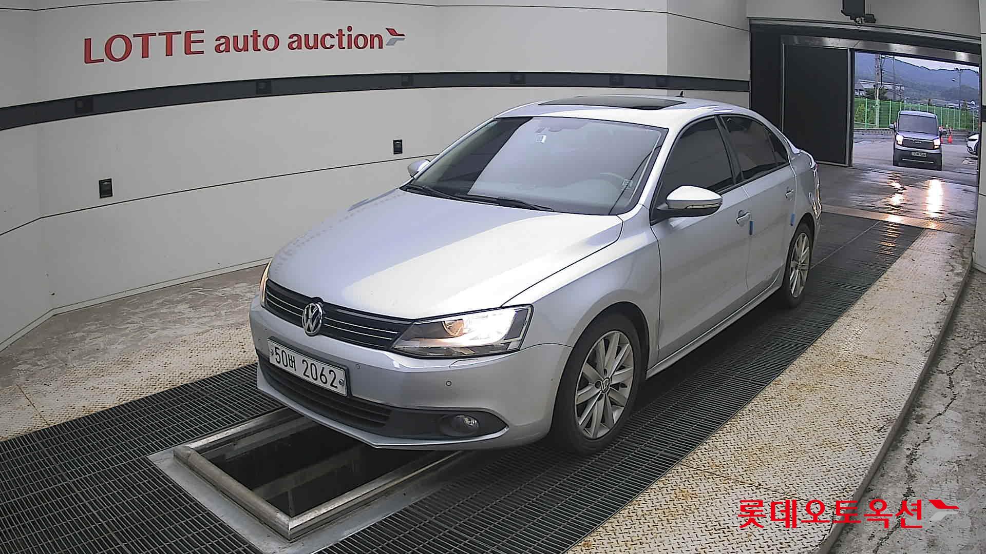2013 - volkswagen jetta