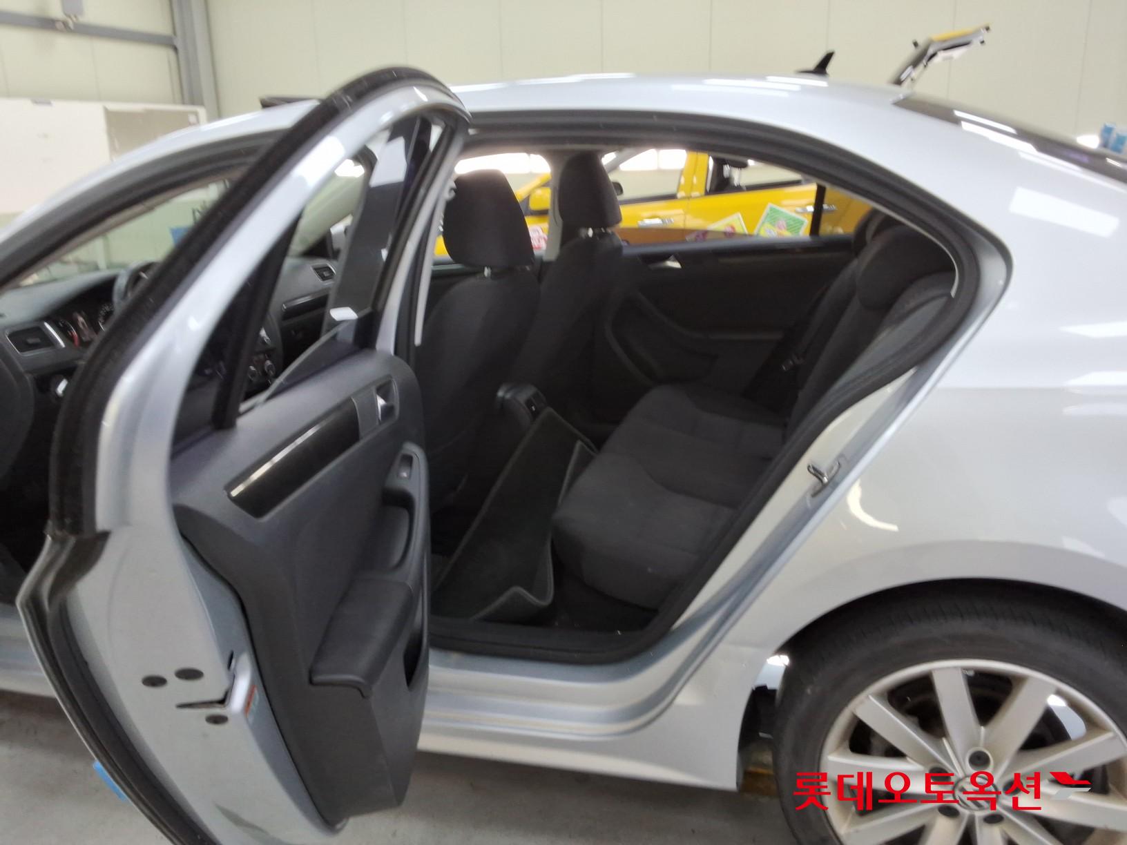 2013 - volkswagen jetta
