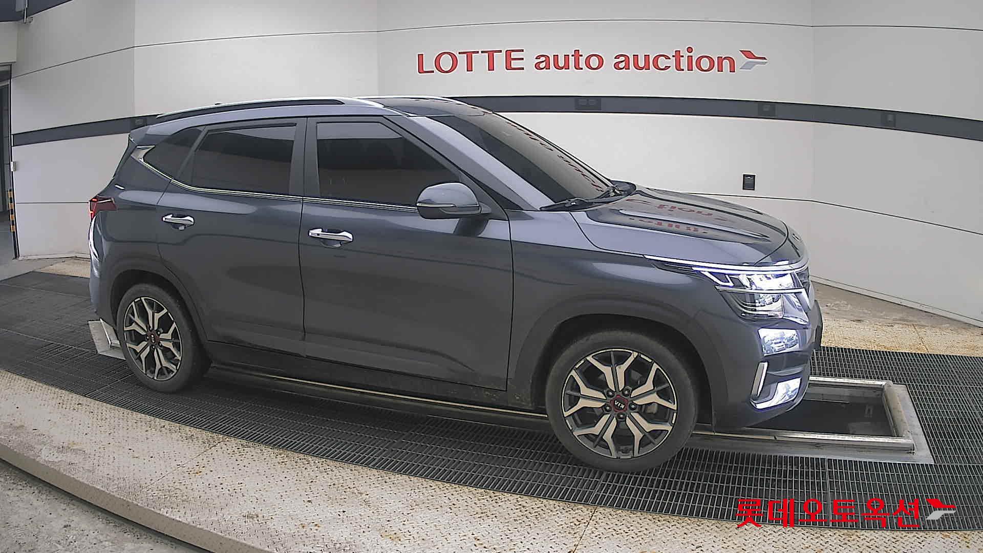 2020 - kia seltos