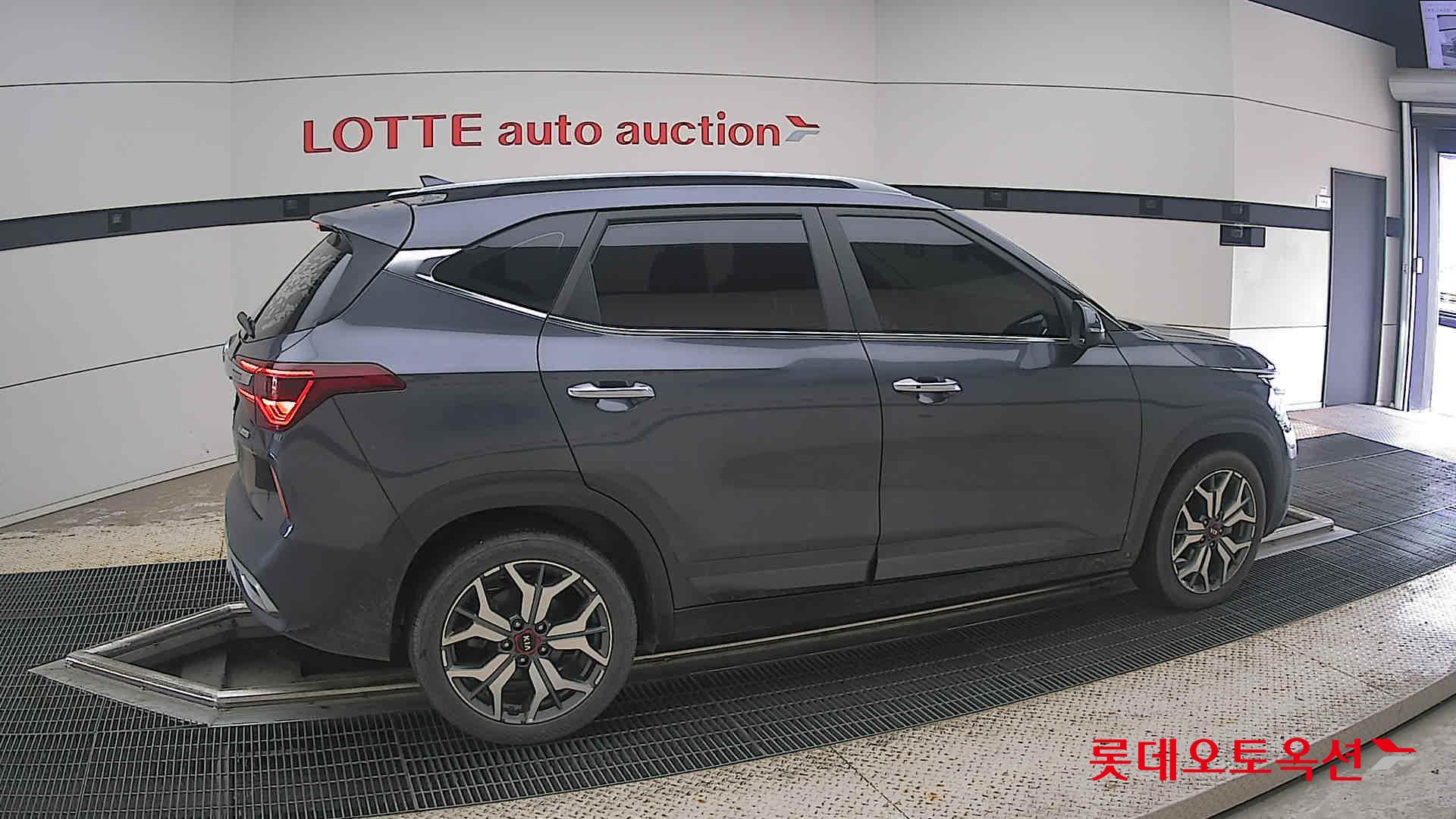 2020 - kia seltos