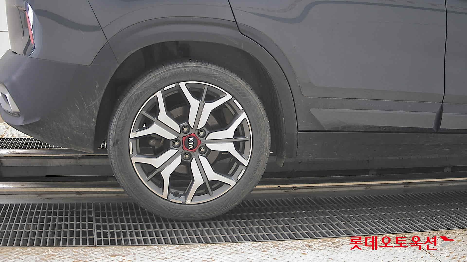2020 - kia seltos