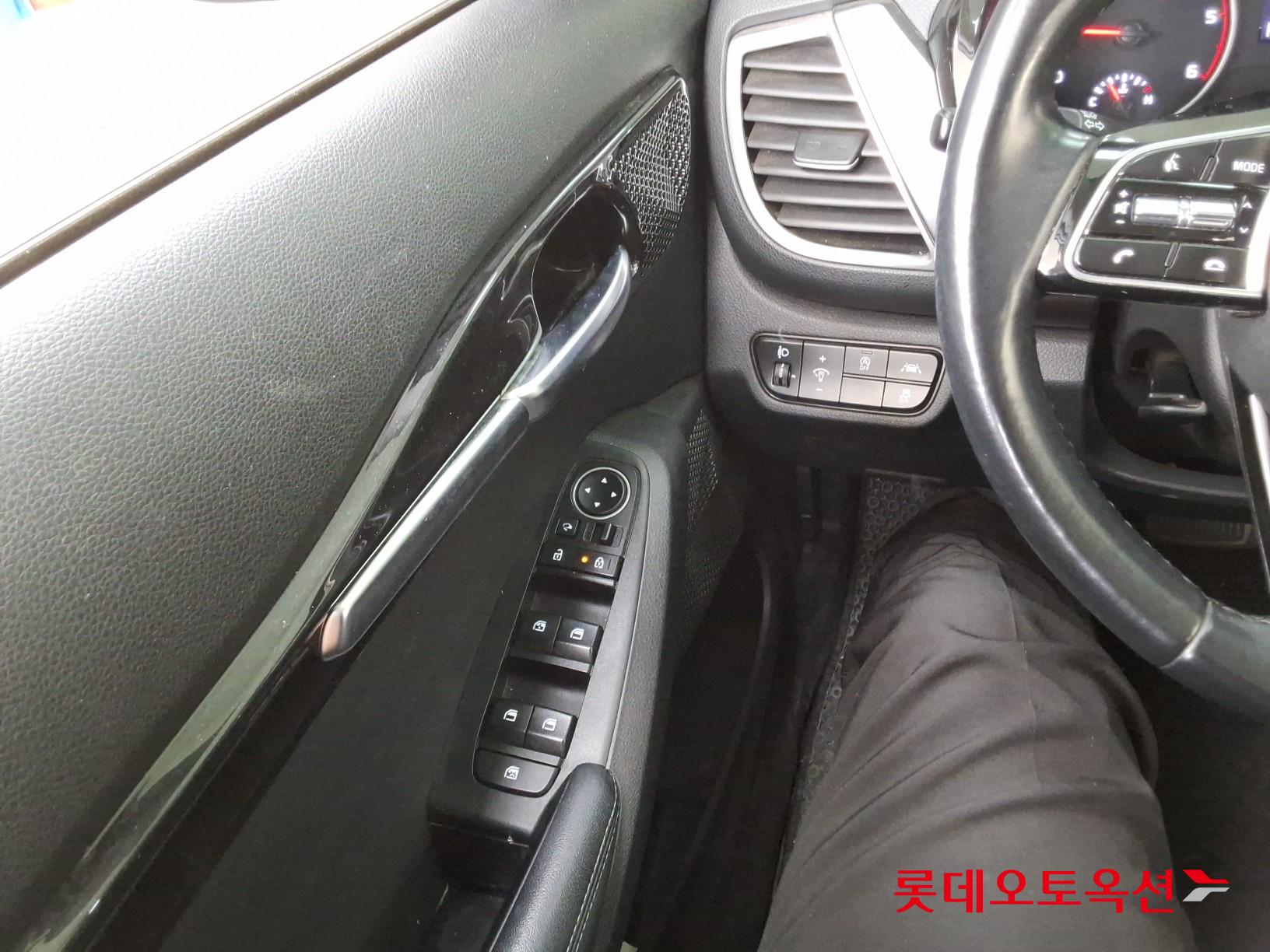 2020 - kia seltos