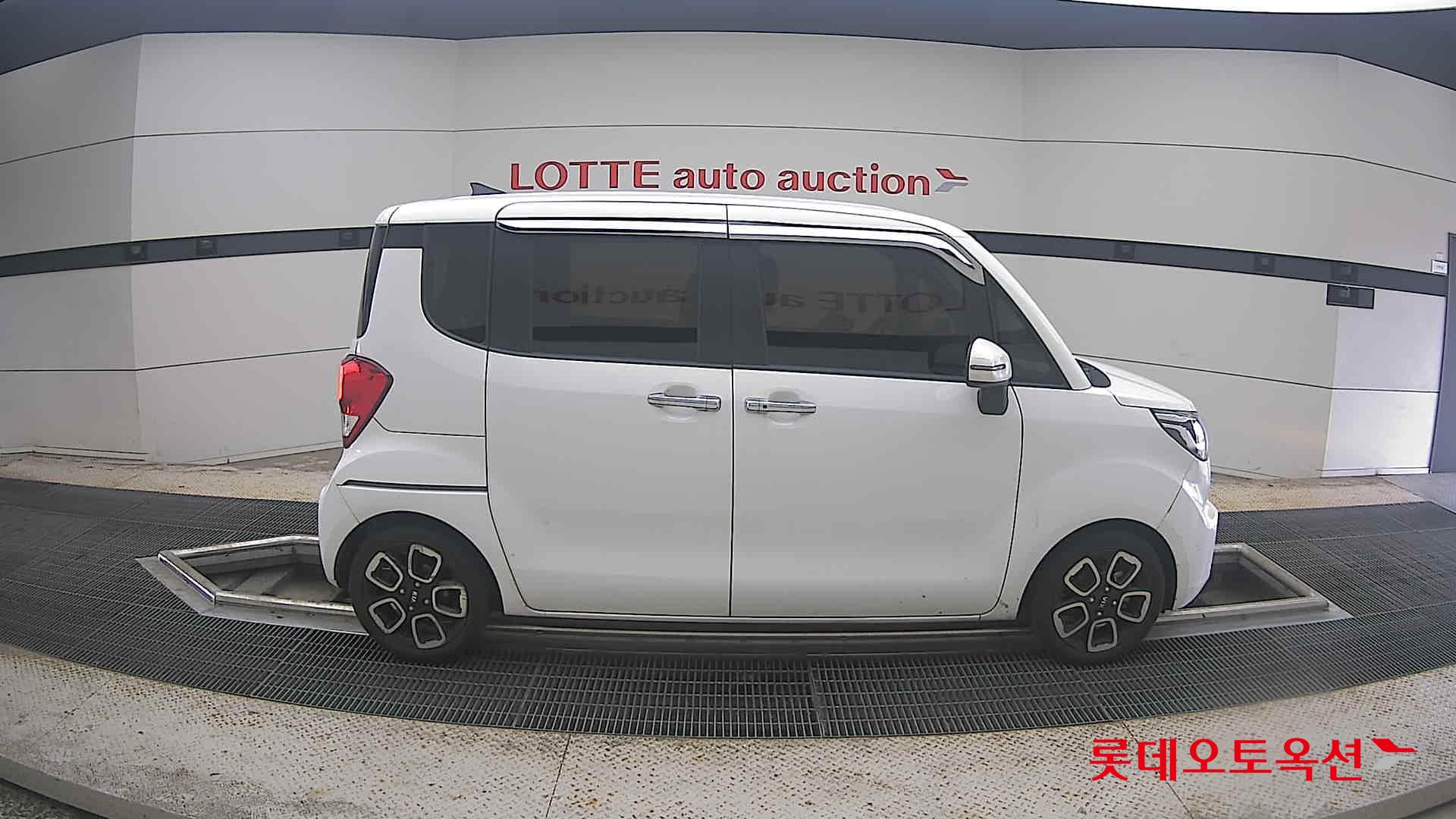 2021 - kia ray