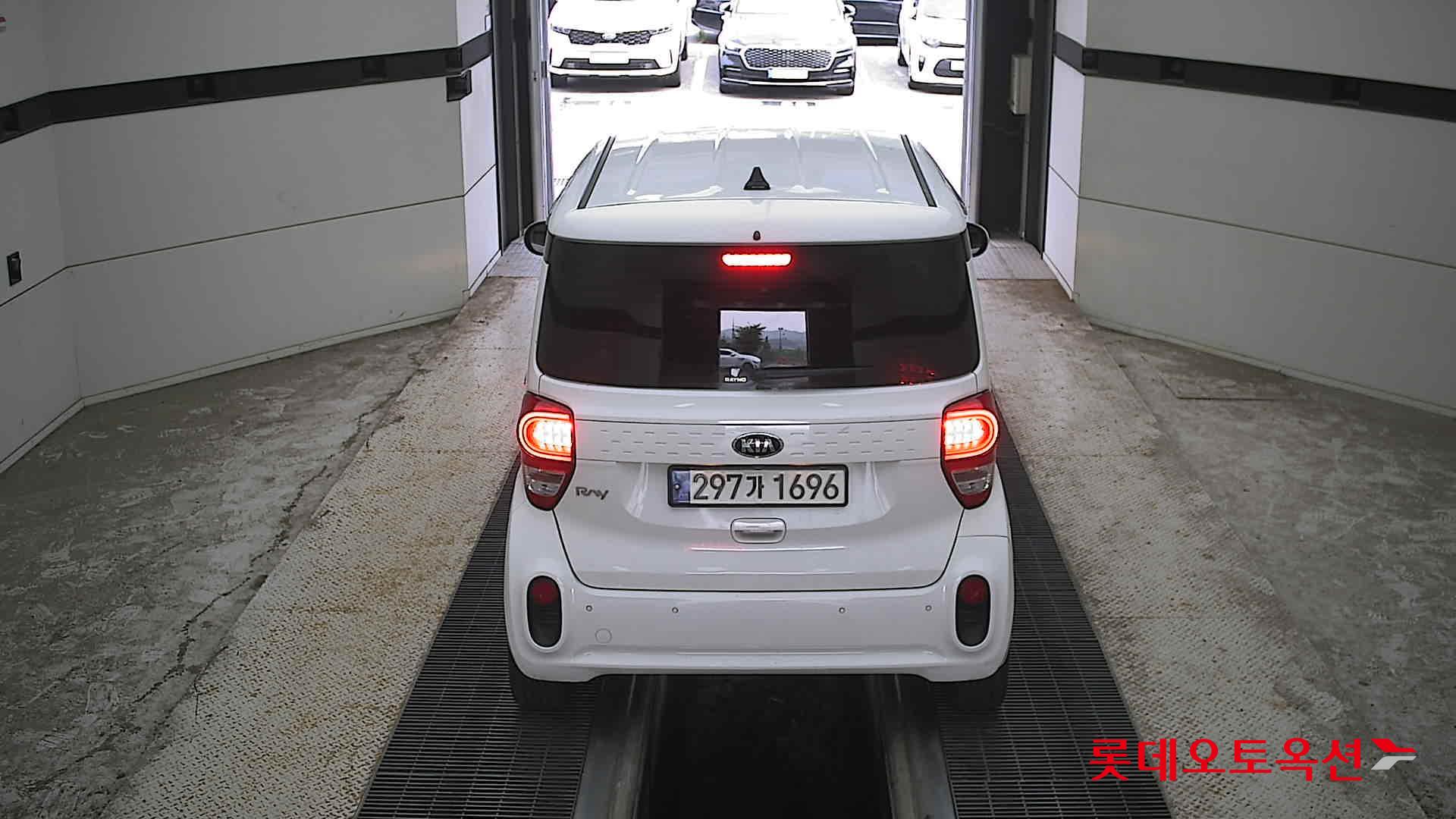 2021 - kia ray