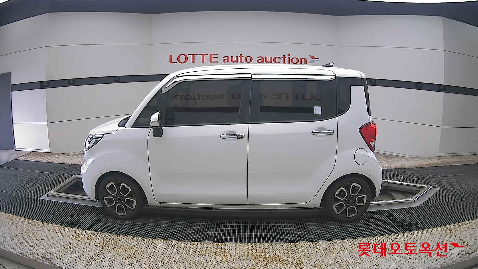 2021 - kia ray