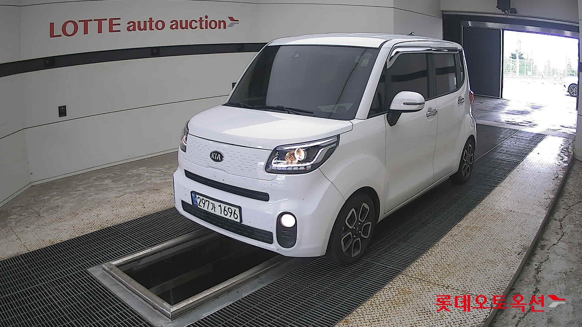 2021 - kia ray