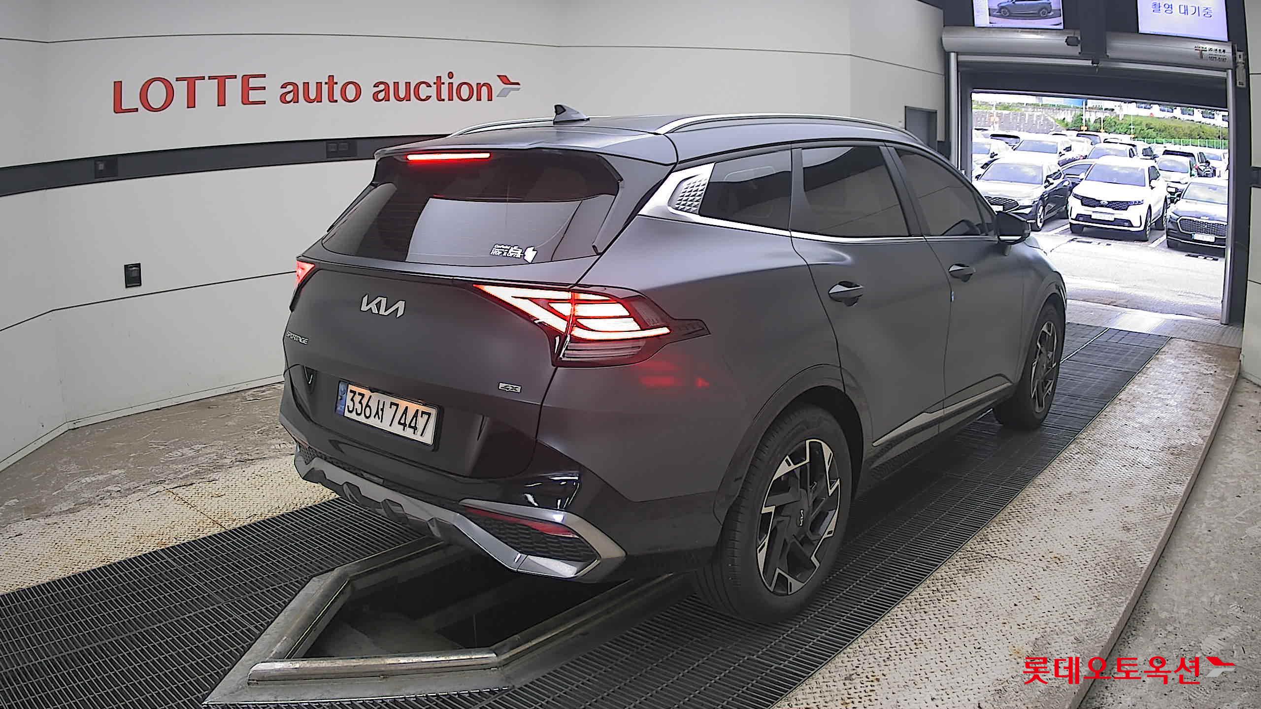 2022 - kia sportage