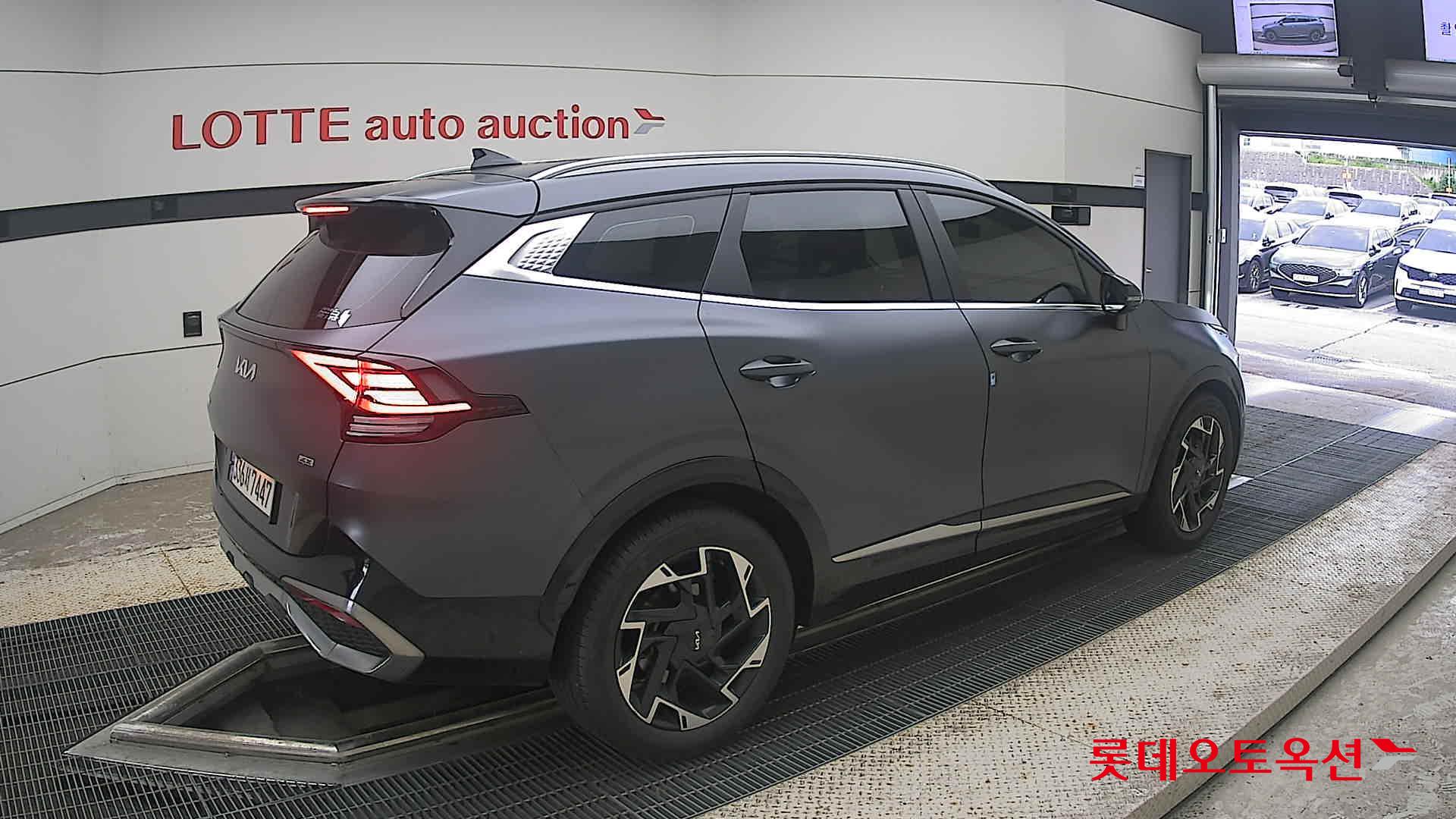 2022 - kia sportage