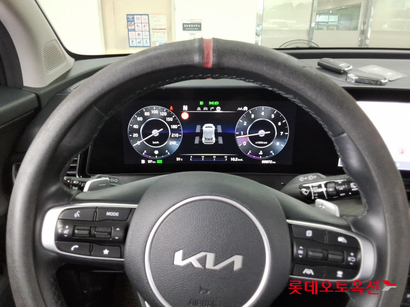 2022 - kia sportage